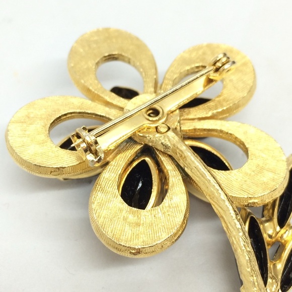 !!SOLD!! VINTAGE BLACK RHINESTONE FLOWER BROOCH PIN GOLD TONE - Picture 15 of 17